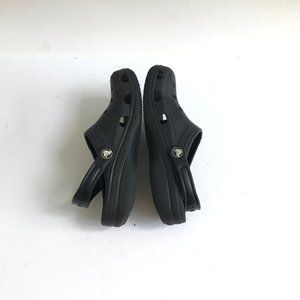 CROCS UNISEX Women 8-9,  Men 6-7 BLACK CLOGS Slip On Casual Comfort Shoes